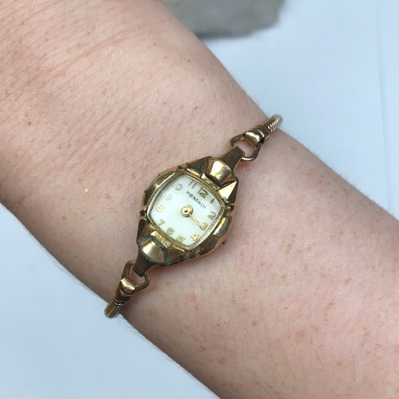 Monarch 10KT RGP vintage watch Art Deco MCM gold